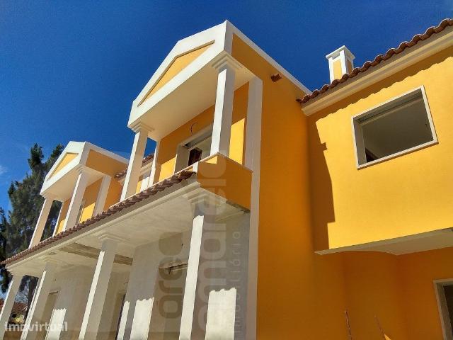 Moradia T4 Geminada | NOVA 261 m | Bacelos de Gaio Seixal