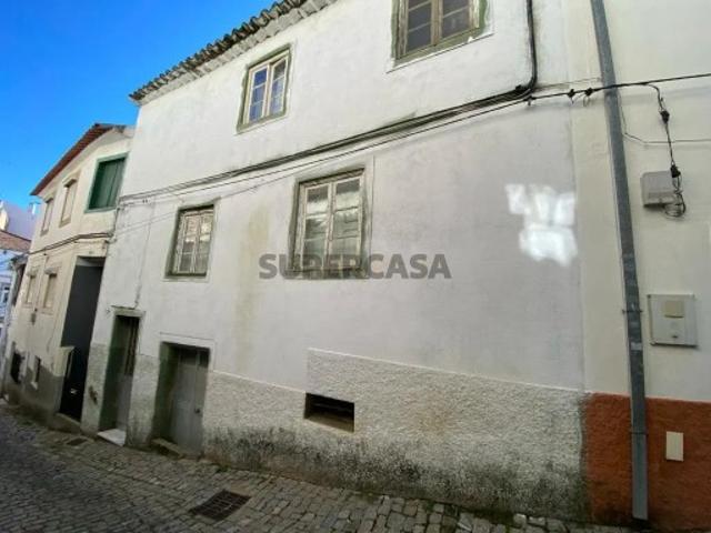 Moradia T4, Idanha a nova
