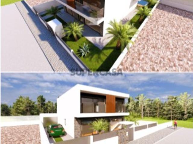 Moradia T4 isolada Duplex com piscina