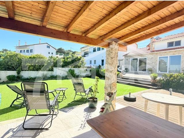 Moradia T4 Jardim, Churrasqueira e Vista Campo Olho Marinho, Óbidos