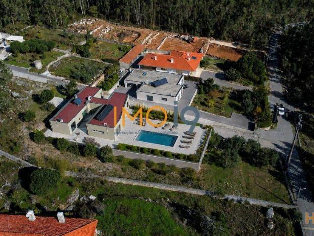 Moradia T4 Luxo São Mamede | 26084061775