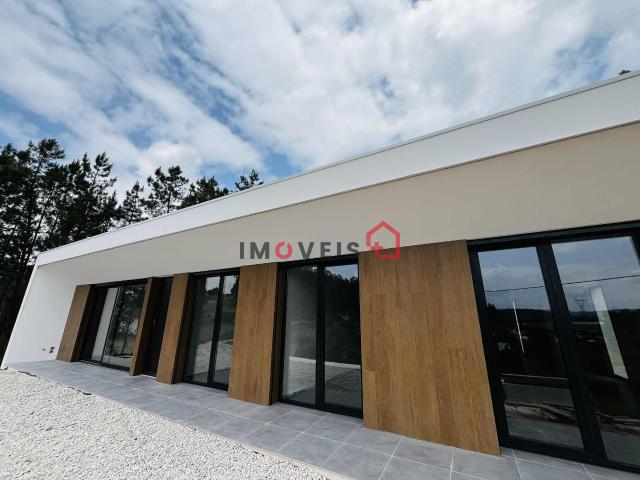 Moradia T4, Leiria,Pousos, Barreira e Cortes, Leiria | BPI Expresso Imobiliário