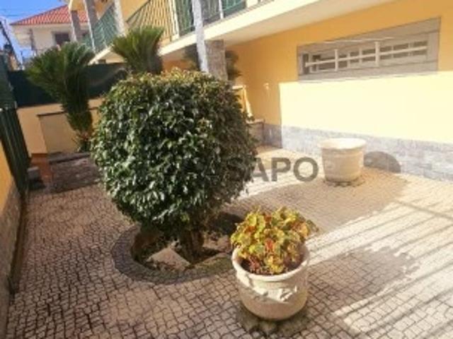 Moradia T4 para alugar na Amadora