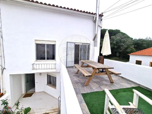 Moradia T4 para venda