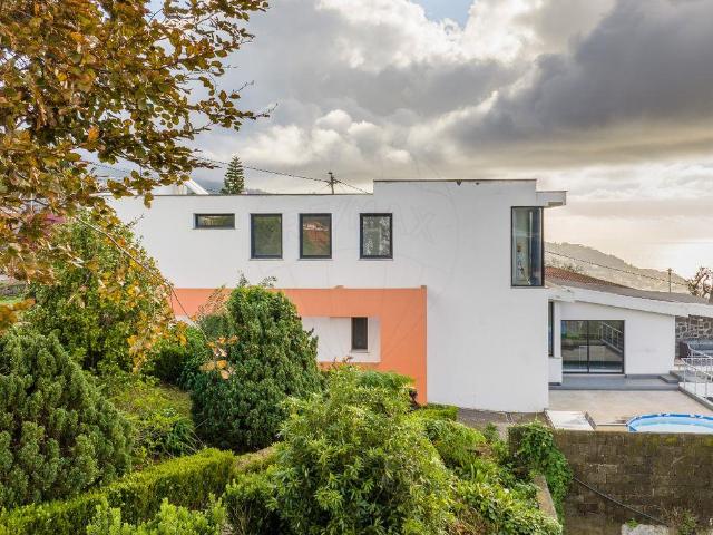 Moradia T4 para venda 349m² Monte