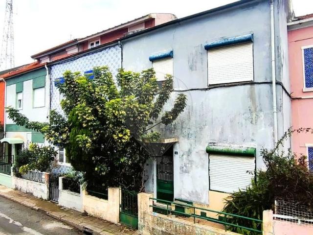 Moradia T4 para venda