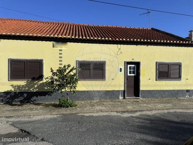 Moradia T4 para venda
