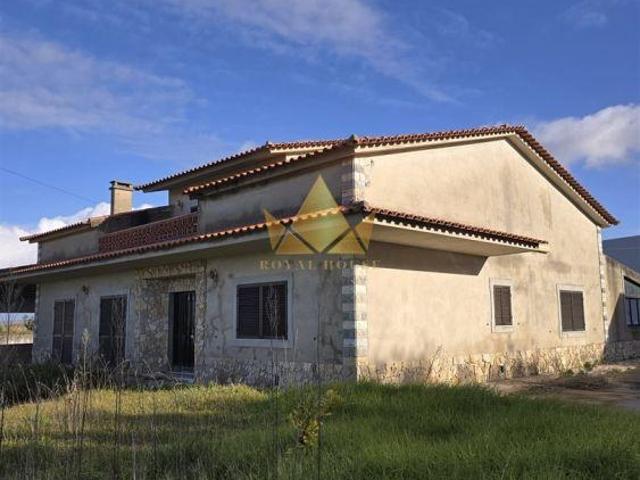 Moradia T4 para Venda em Óbidos | 26064083611