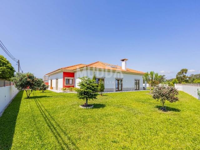Moradia T4 para venda em Stª Joana, Aveiro