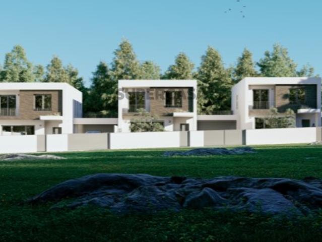 MORADIA T4, PARCEIROS LEIRIA