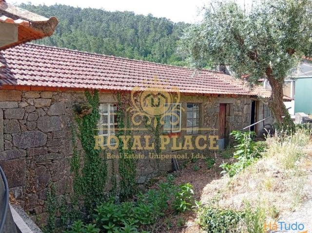Moradia T4 p/Restauro Rossas Arouca | 26084095686