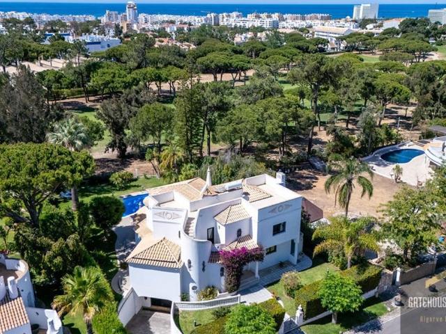 Moradia T4 Suite com Vista para o Campo de Golfe do Pinhal e. 263m² Vilamoura