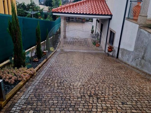 Moradia T4, Santo Tirso, Couto Santa Cristina e São Miguel e Burgães, Santo Tirso | BPI Expresso Imobiliário
