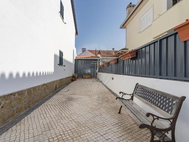 Moradia T4, Seixal, Arrentela e Aldeia de Paio Pires, Seixal | BPI Expresso Imobiliário