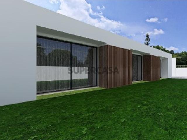 Moradia T3 Térrea próximo da Praia da Barra