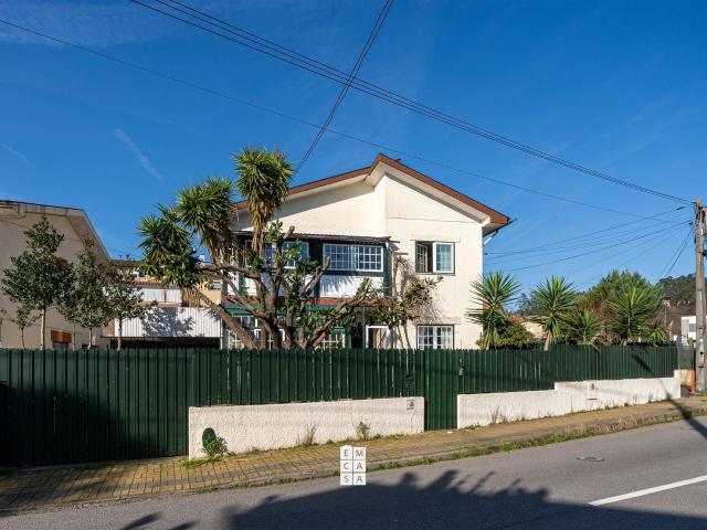 Moradia T4 Venda em Oliveira de Azeméis, Santiago de Riba Ul. 196m² Oliveira de Azeméis, Santiago da Riba Ul, Ul, Macinhata da S