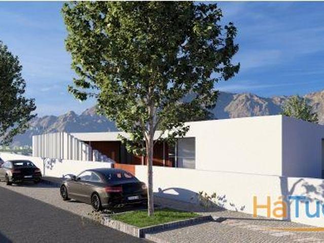 Moradia T4 Venda em Barreiros e Cepões,Viseu | 26064082286