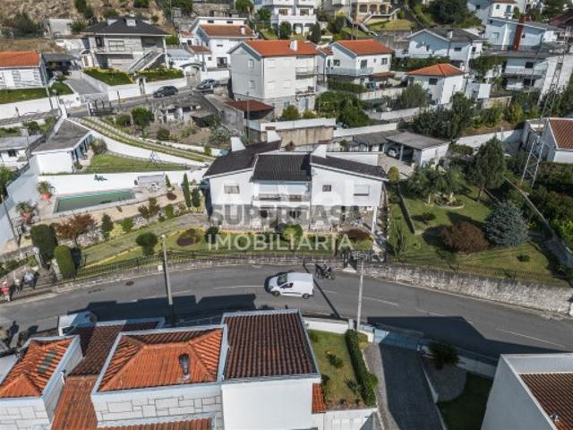 Moradia T4 Venda em Caldas de Vizela São Miguel e São João,Vizela