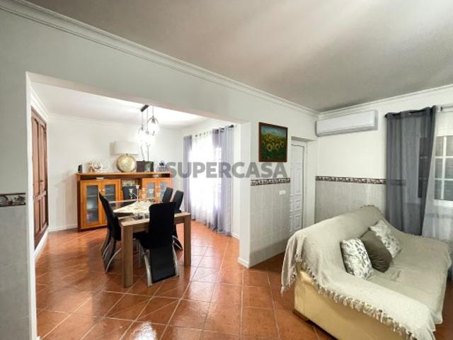 Moradia T4