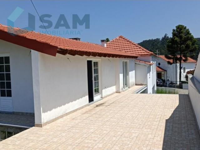 Moradia T4 190m² Sobral