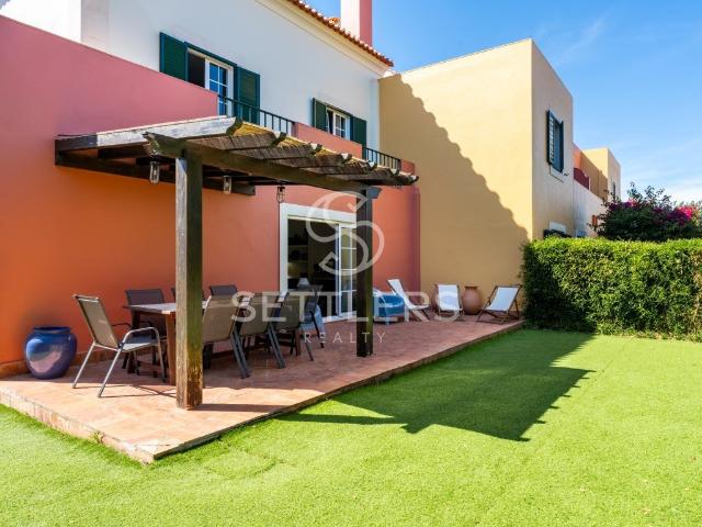 Moradia T4 + 1 Areia 377m² Cascais e Estoril