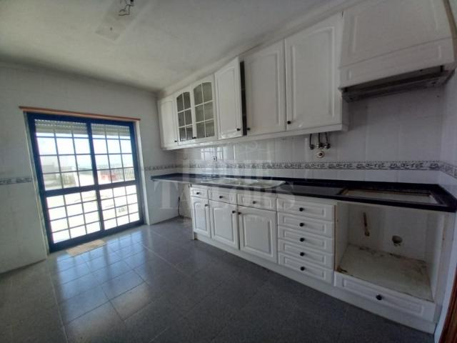 Moradia T4 + 1 Ribamar