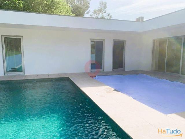 Moradia T4 | 26064091813