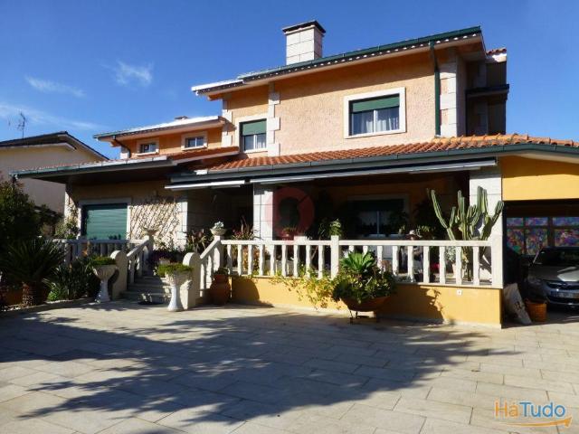 Moradia T4 | 26083451184
