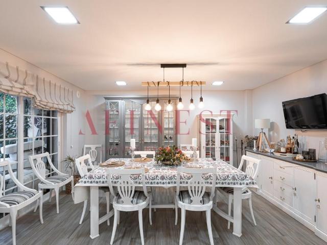 Moradia T4 +2 Em Condomínio Cascais 200m² Cascais e Estoril