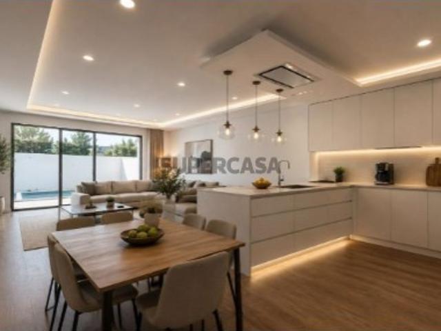 MORADIA T4
