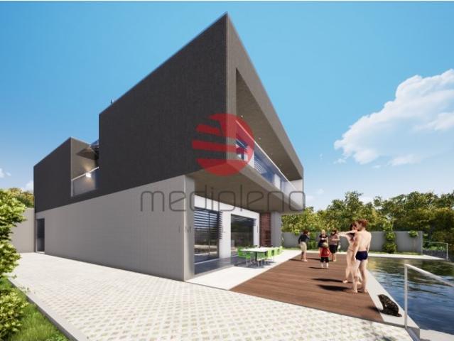 Moradia T4