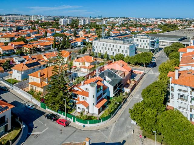 Moradia T5+1, Carcavelos e Parede, Cascais | BPI Expresso Imobiliário