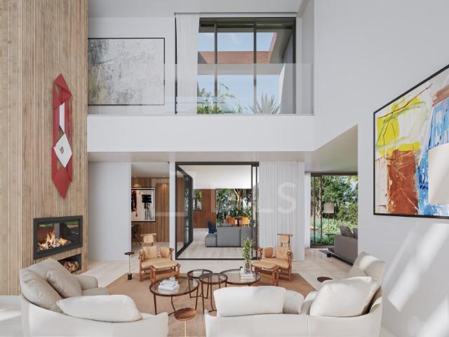 Moradia T5+1 com piscina, situada na zona mais exclusiva de Cascais