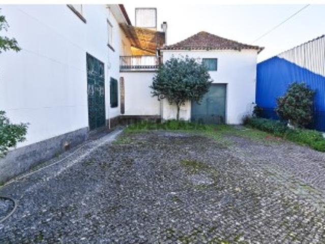 Moradia T6 Marinhais centro