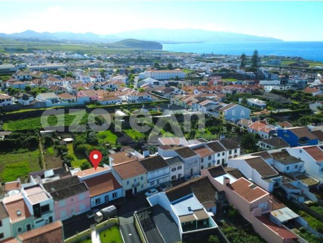 Moradia T5 na Ribeira Grande