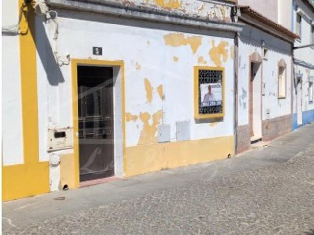 Moradia T5 no Centro Histórico de Grândola