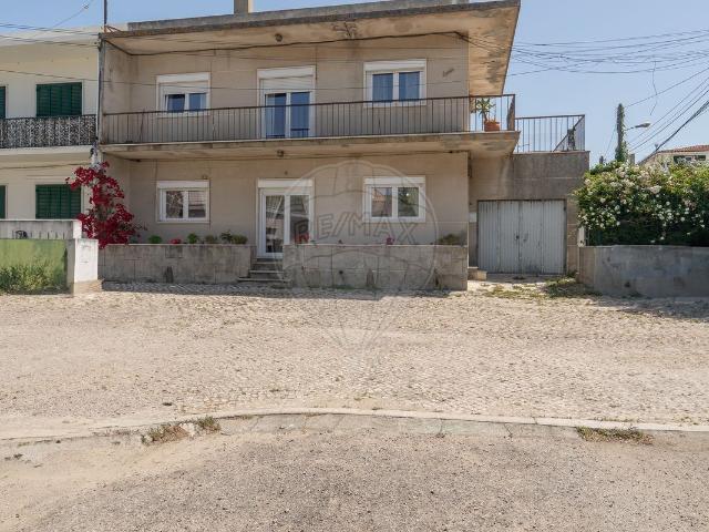 Moradia T5 à venda em Caparica