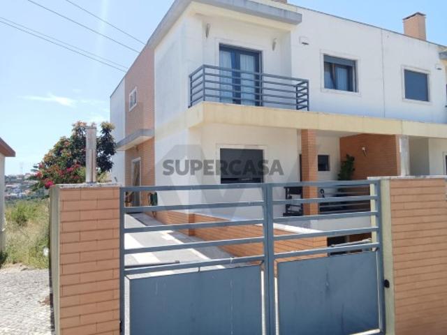 Moradia T4 Agualva, Cacém