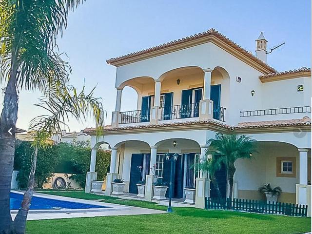 Moradia T5, Albufeira e Olhos de Água, Albufeira | BPI Expresso Imobiliário
