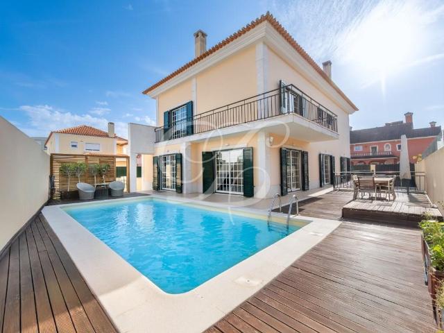 Moradia T5 | Cascais 163m² Carcavelos e Parede