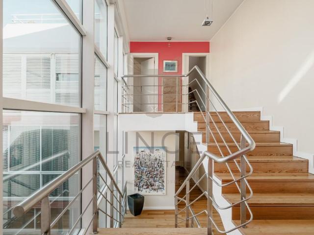 Moradia T5 com terraço e piscina em Telheiras 0m² Lumiar