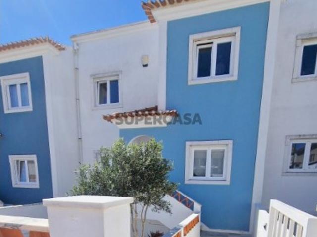 Moradia T5 com Vista Mar Em Excelente Estado