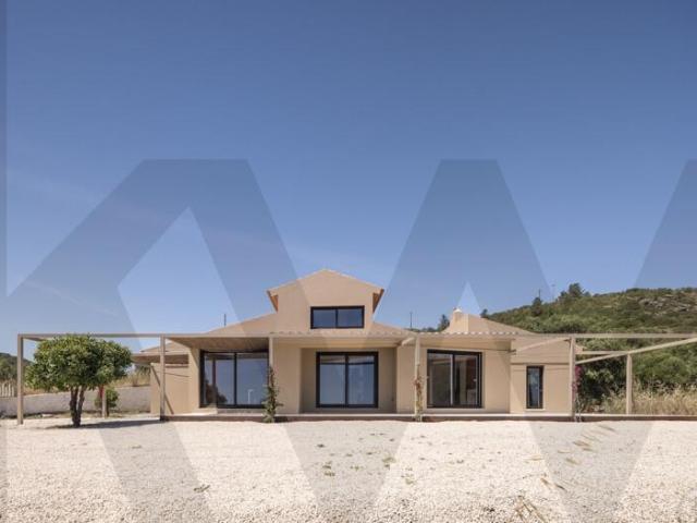Moradia T5 com Vista Mar na Serra da Arrábida | Sesimbra