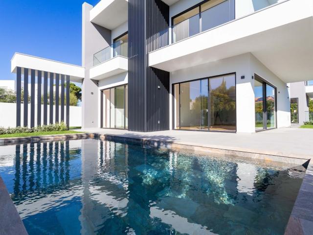 Moradia T5 com Jardim e Piscina em Birre, Cascais, Cascais, Birre