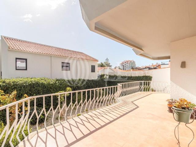 Moradia T5 com jardim, no Bairro do Rosário, em Cascais 0m² Cascais e Estoril