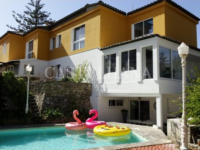 Moradia T5 com jardim, piscina num lote de 1560 m2 no Alto da Barra em Oeiras