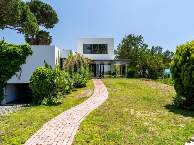 Moradia T5 com piscina, na Herdade da Aroeira, Almada 0m² Charneca De Caparica