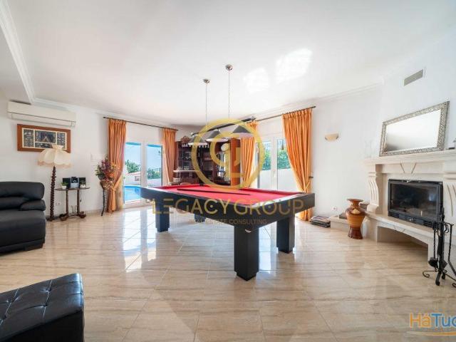 Moradia T5 com piscina + Anexo T1 independente em Loulé | 26054008385