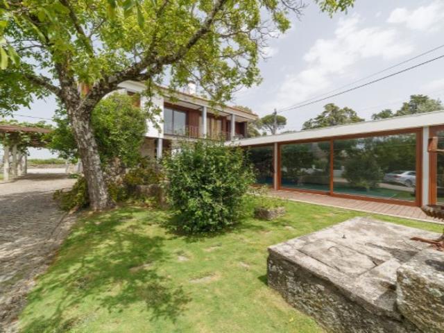 Moradia T5 com Piscina coberta