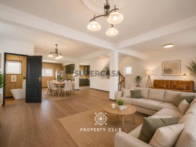 Moradia T5 com piscina em Santo Isidoro